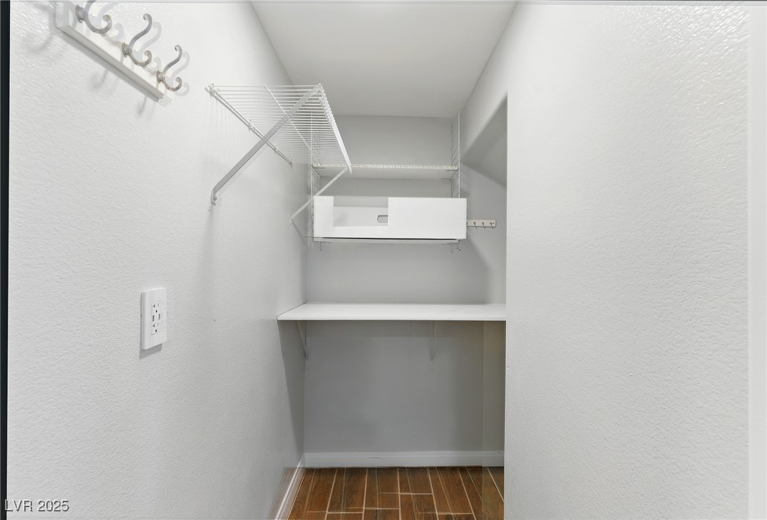 9572 Belle Rich Street