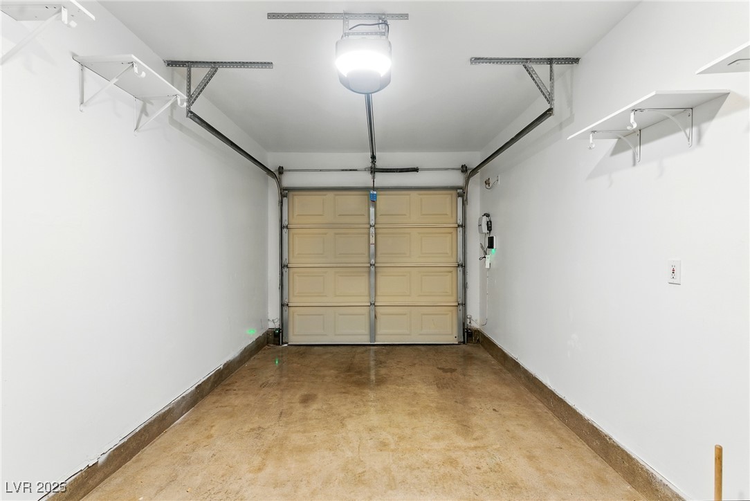 9572 Belle Rich Street