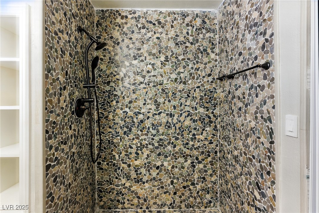 9572 Belle Rich Street