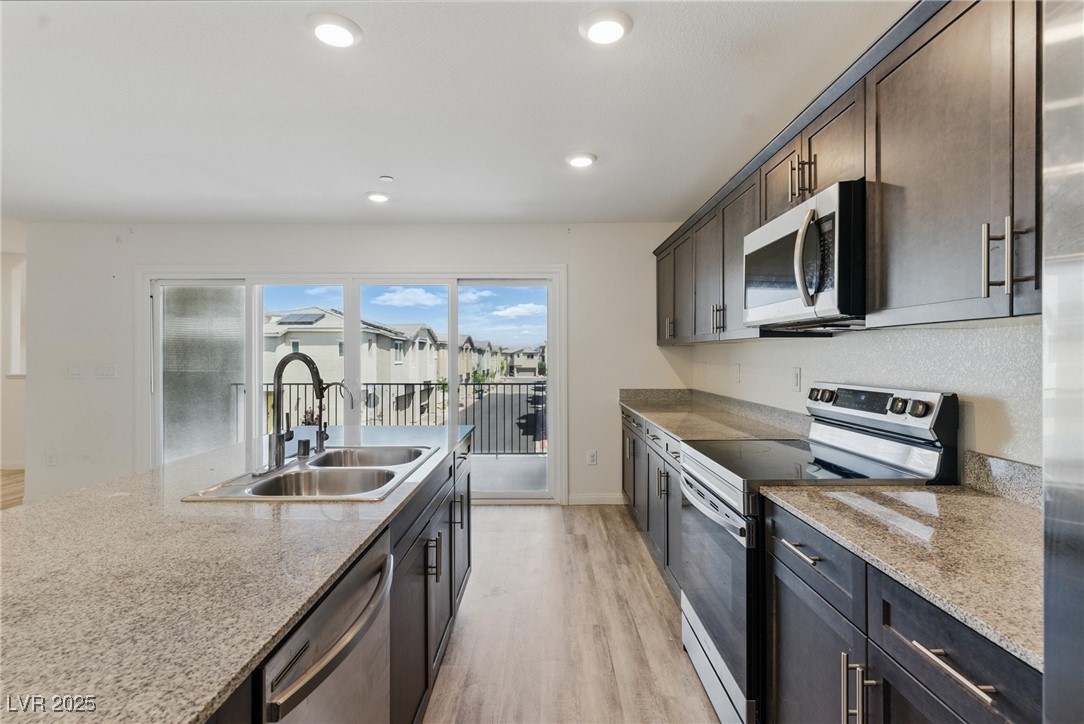 6850 Magenta Moon Street