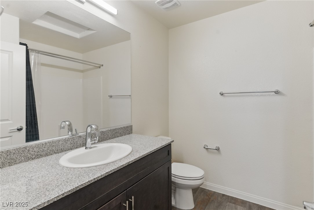 6850 Magenta Moon Street