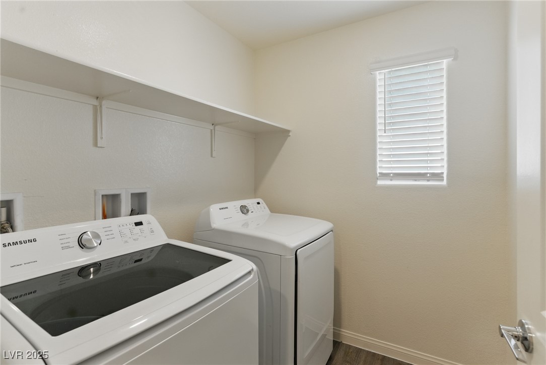 6850 Magenta Moon Street