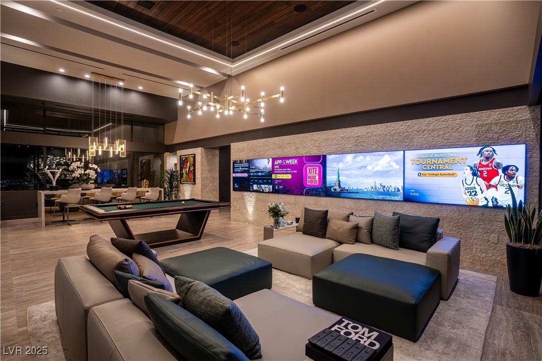 720 Dragon Peak Drive