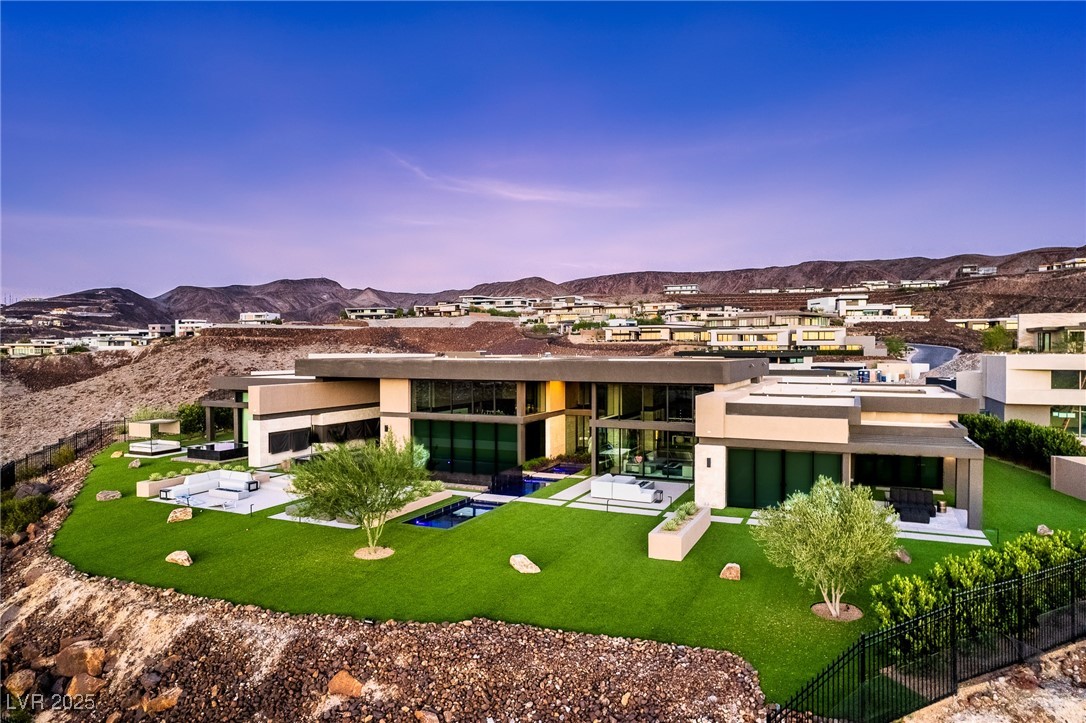 720 Dragon Peak Drive