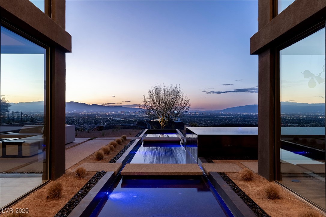 720 Dragon Peak Drive
