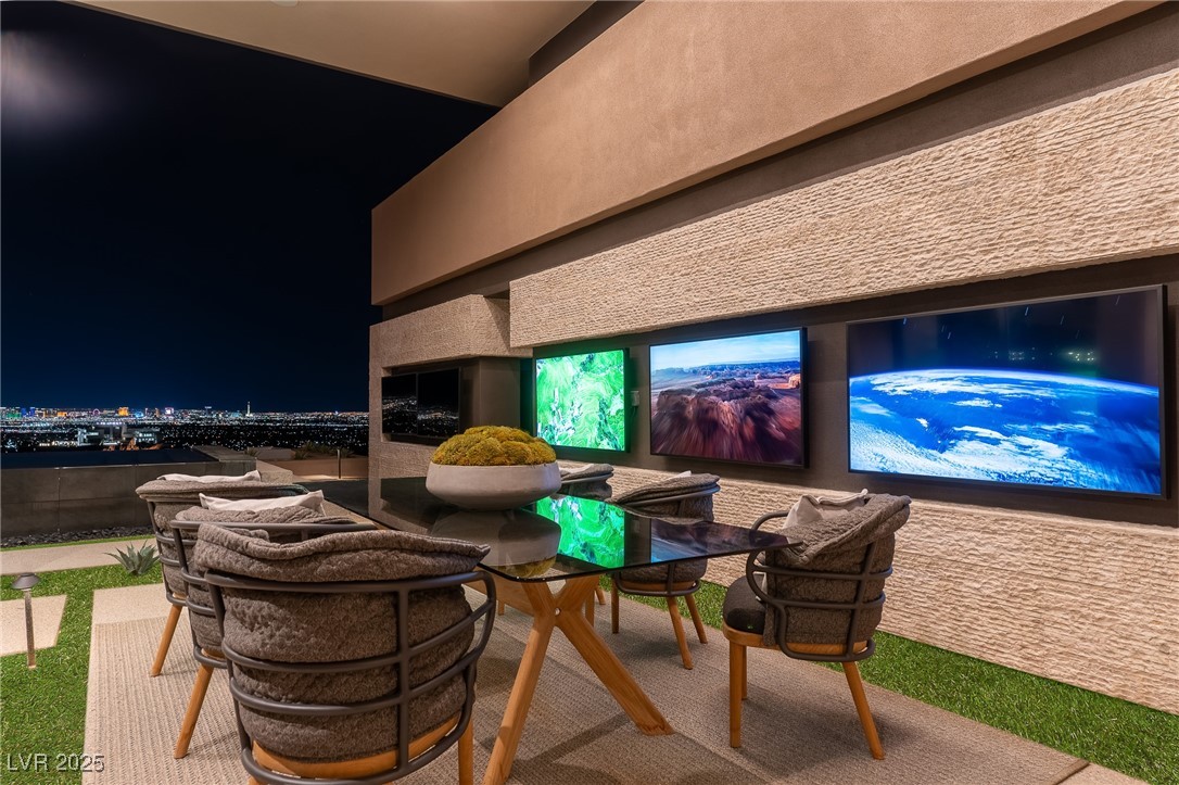 720 Dragon Peak Drive