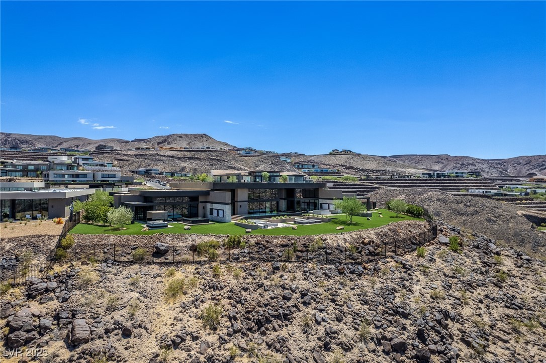 720 Dragon Peak Drive