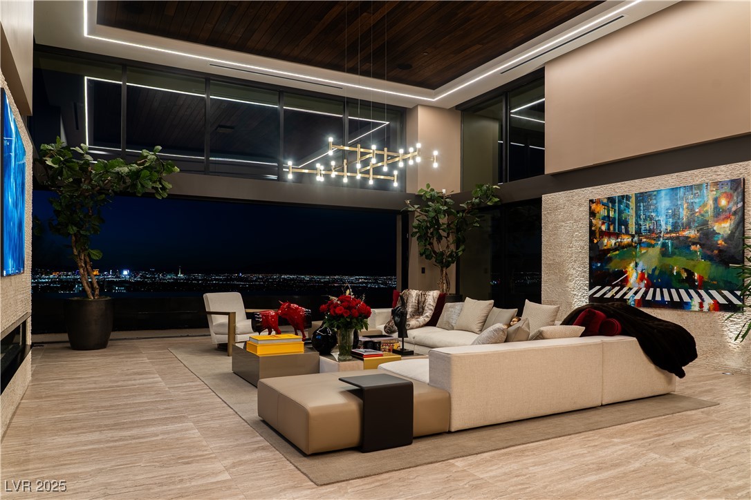 720 Dragon Peak Drive