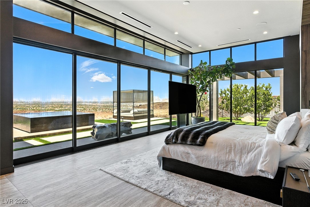 720 Dragon Peak Drive