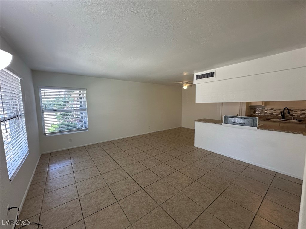 1428 Lorilyn Avenue 3