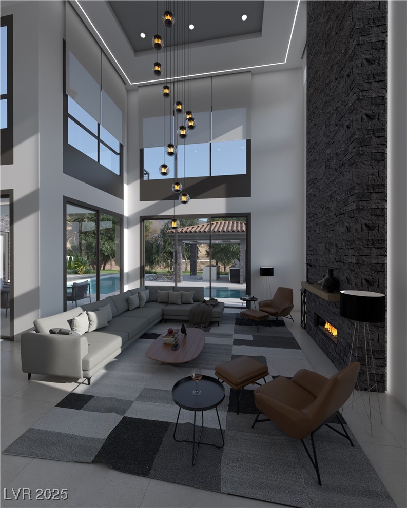 12 Via Modena Court