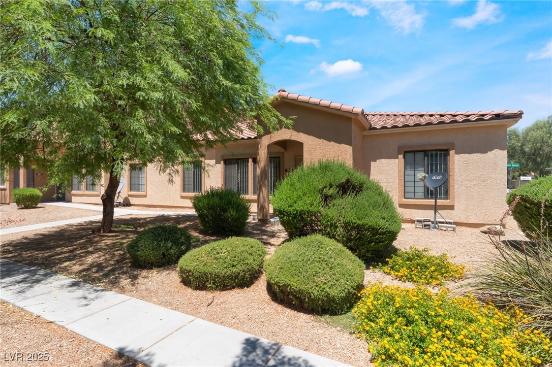 2141 Hussium Hills Street 108