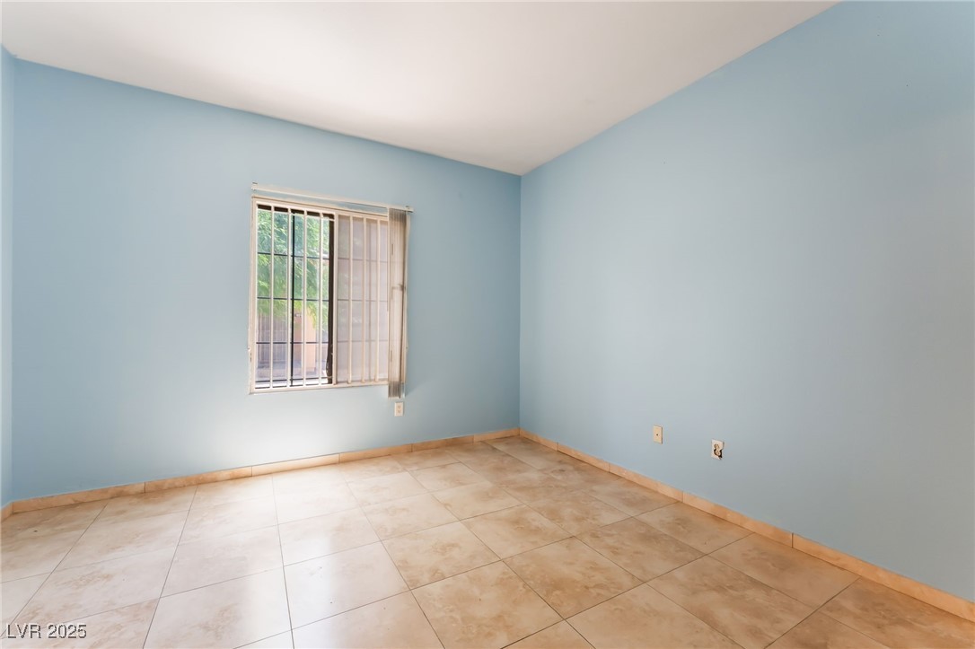 2141 Hussium Hills Street 108