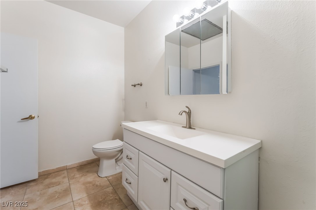 2141 Hussium Hills Street 108