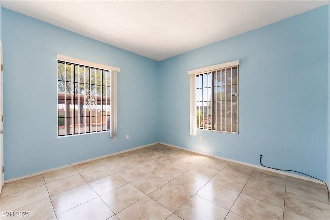 2141 Hussium Hills Street 108