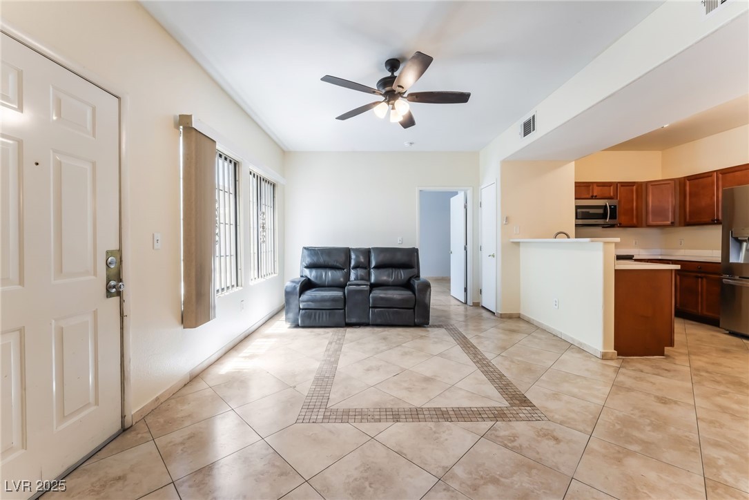 2141 Hussium Hills Street 108