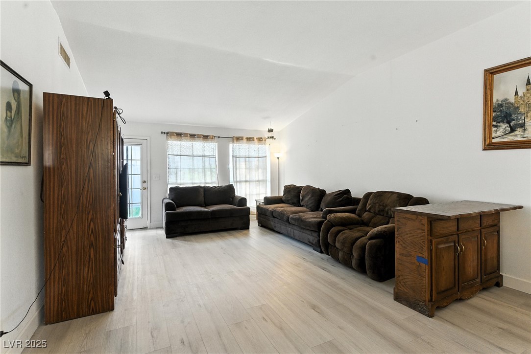 4908 Winterset Drive