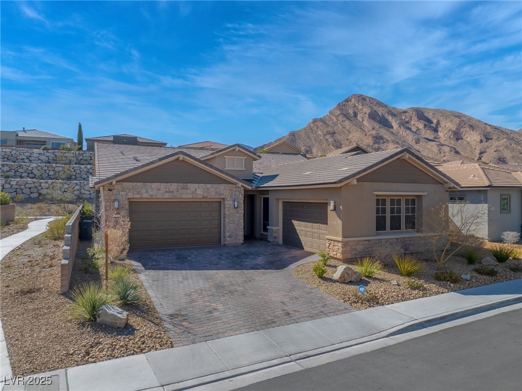 2931 Raywood Ash Drive