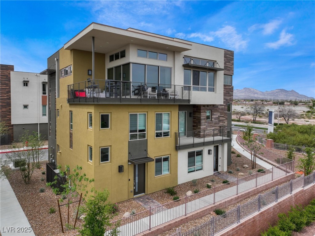 4122 Yucca Bloom Street 0
