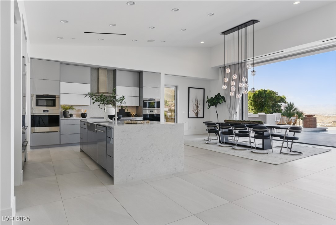 667 Palisade Rim Drive