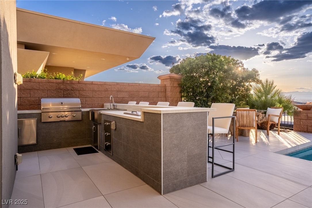 667 Palisade Rim Drive
