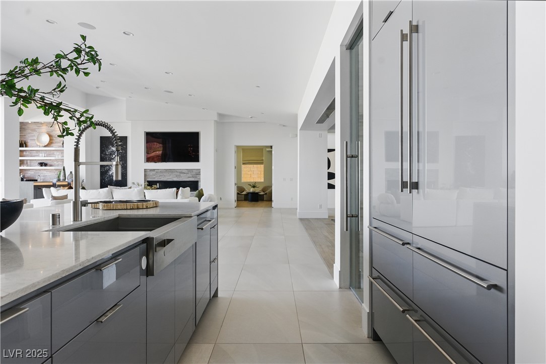 667 Palisade Rim Drive
