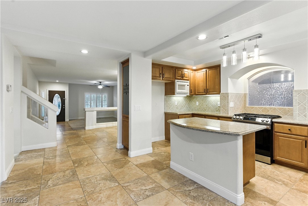 6609 Samba Avenue