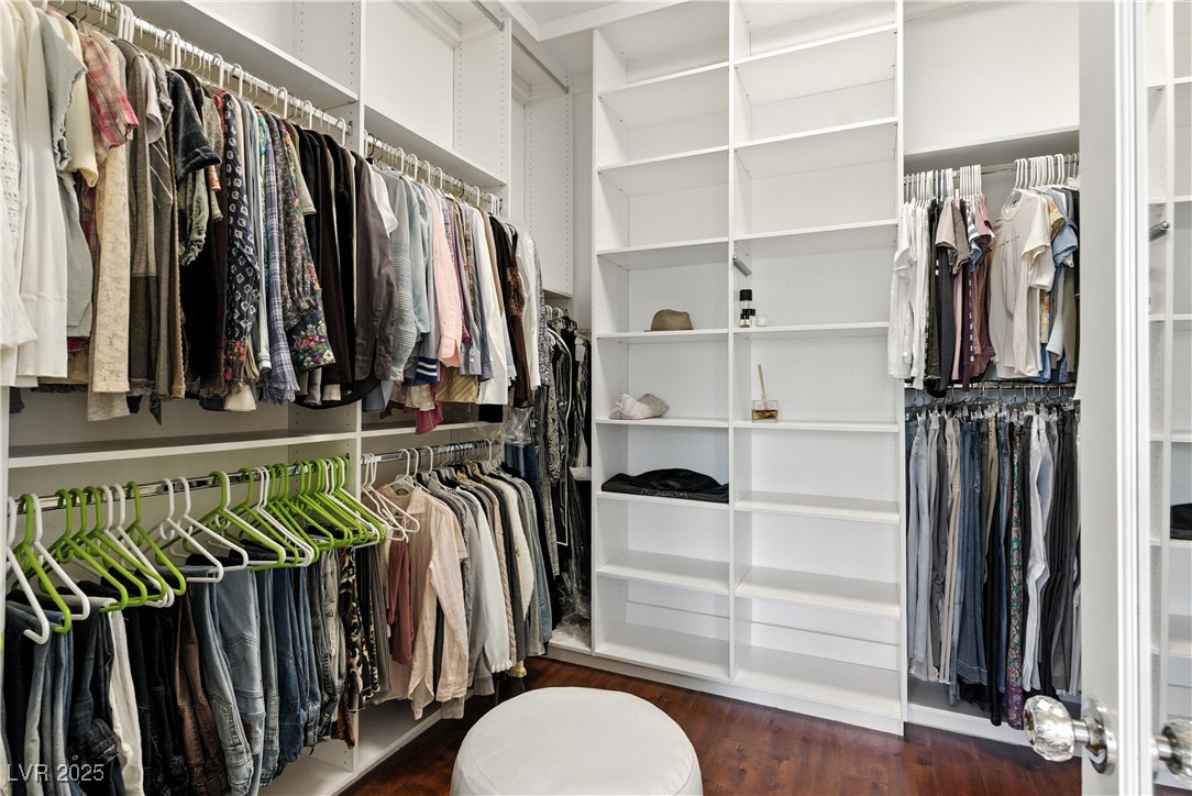 7427 Salvadora Place