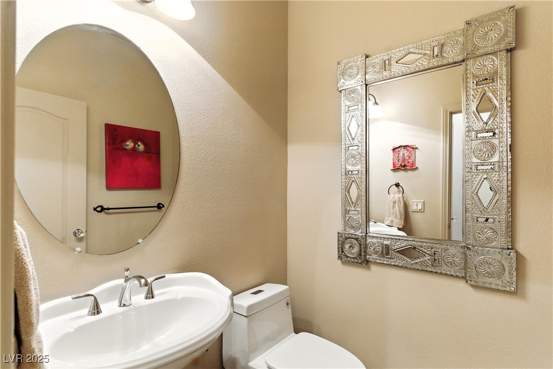 7427 Salvadora Place