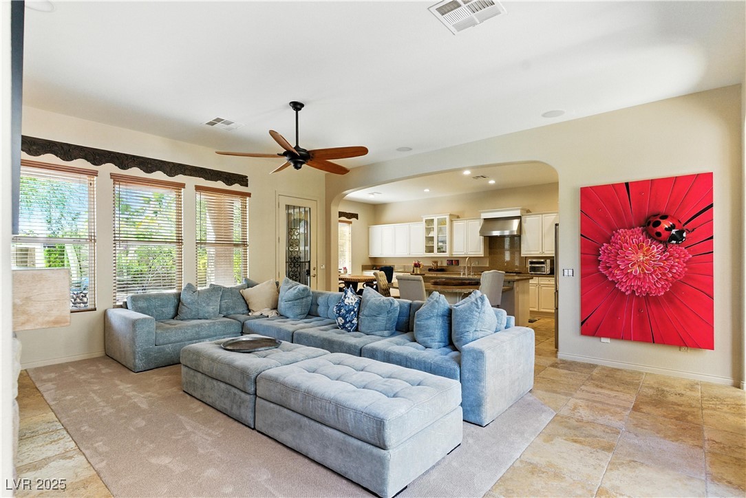 7427 Salvadora Place