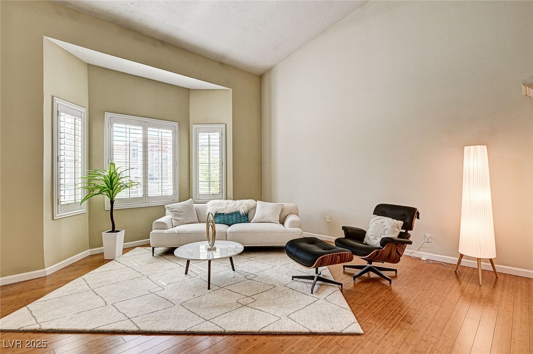 33 Reyburn Drive
