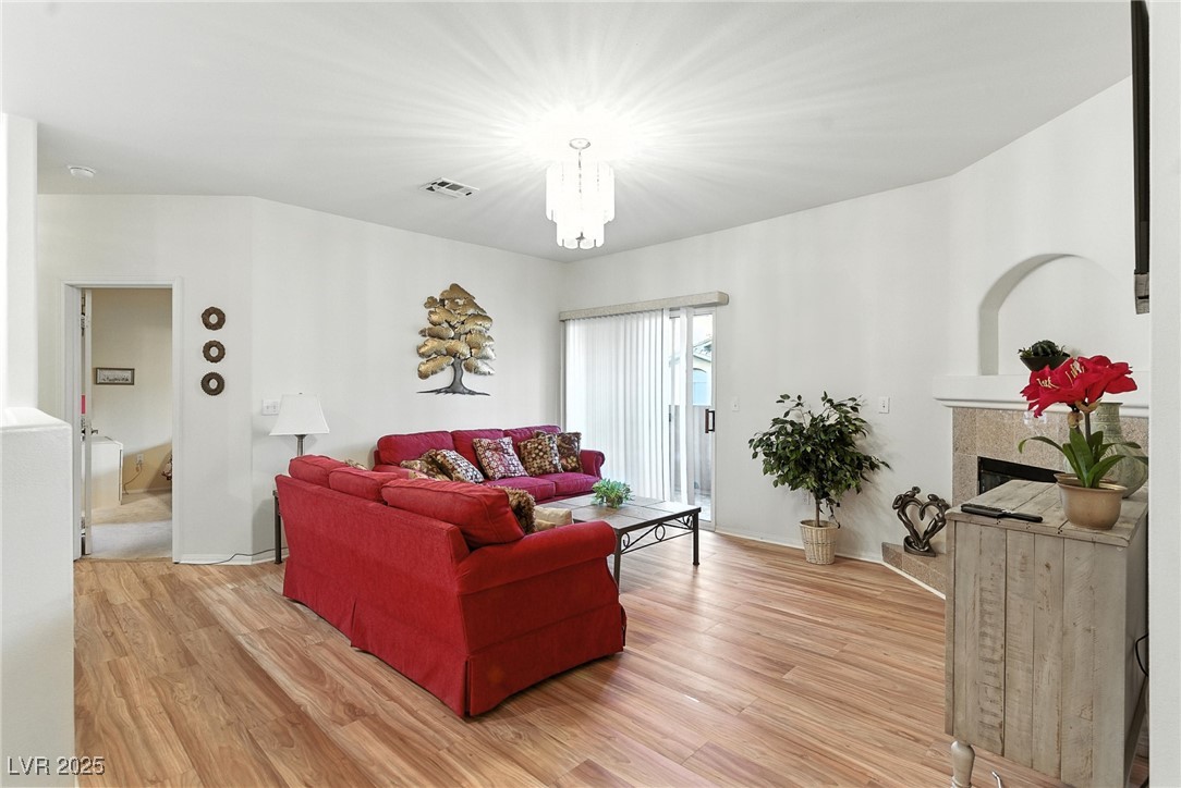 1713 Sky Of Red Drive 201