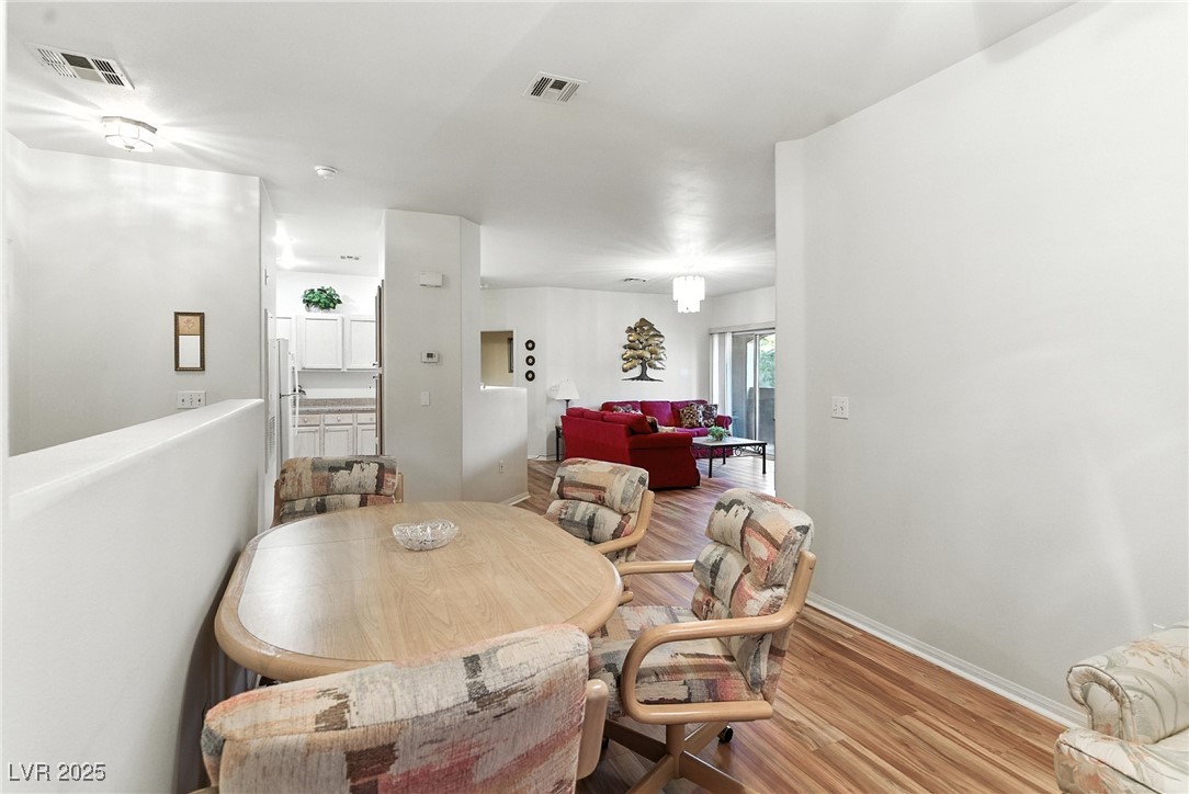 1713 Sky Of Red Drive 201