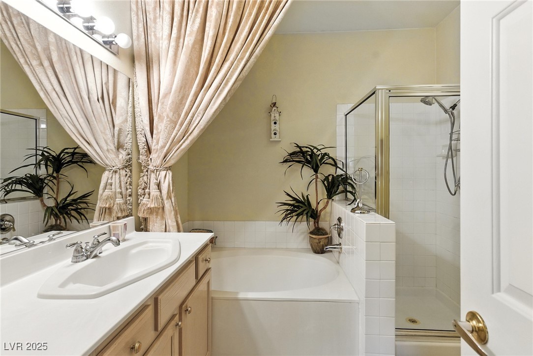 1713 Sky Of Red Drive 201