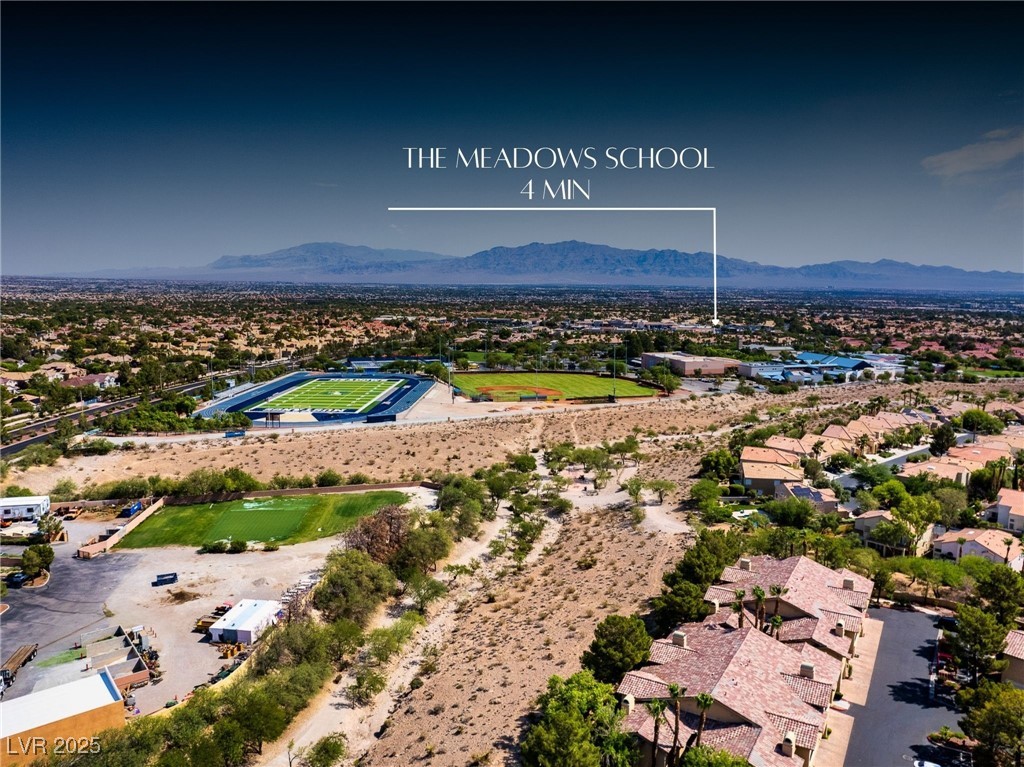 1713 Sky Of Red Drive 201