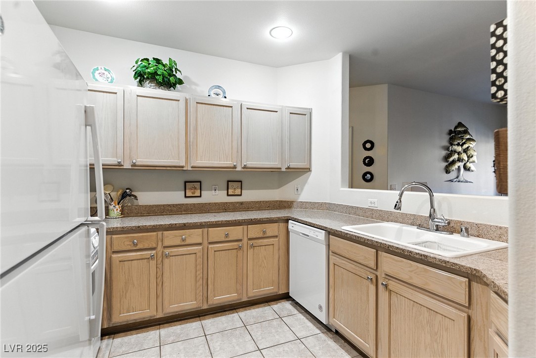 1713 Sky Of Red Drive 201