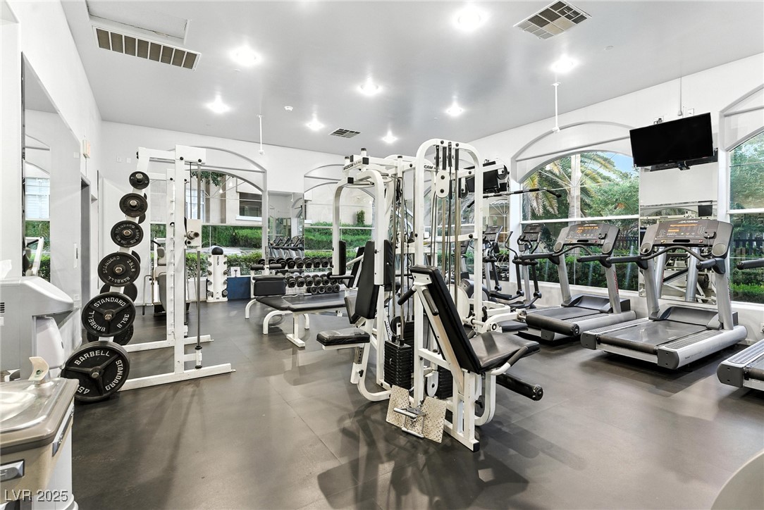 1713 Sky Of Red Drive 201