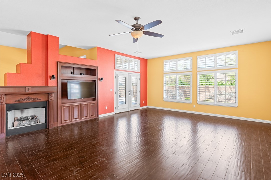 2506 Vintage Rose Avenue