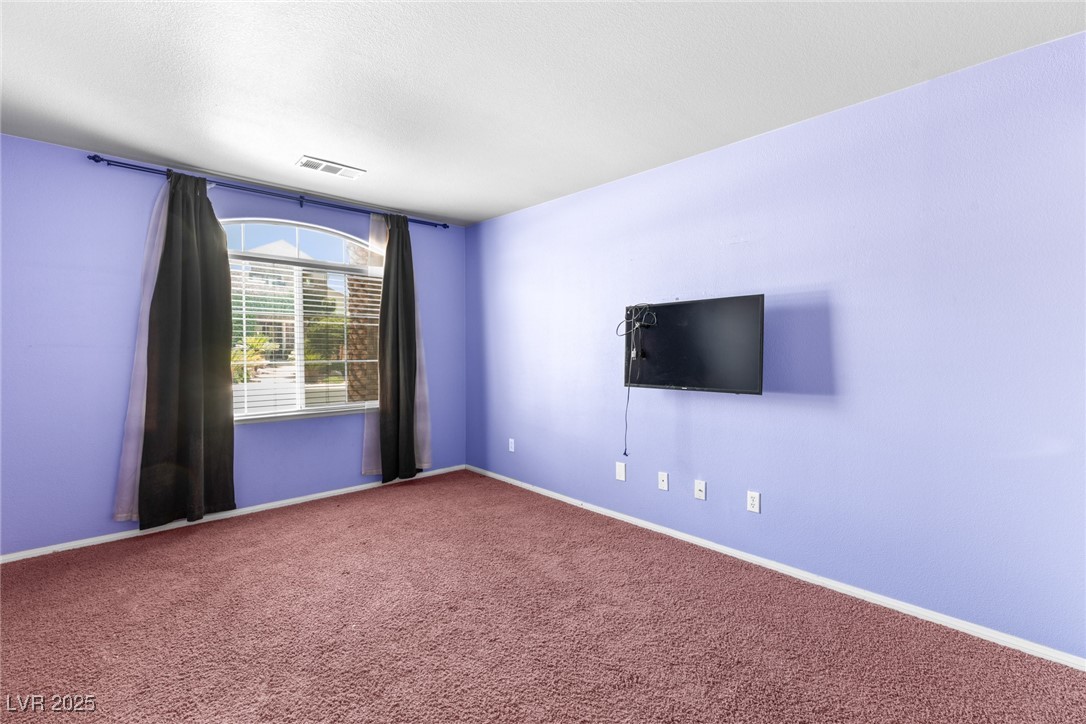 2506 Vintage Rose Avenue