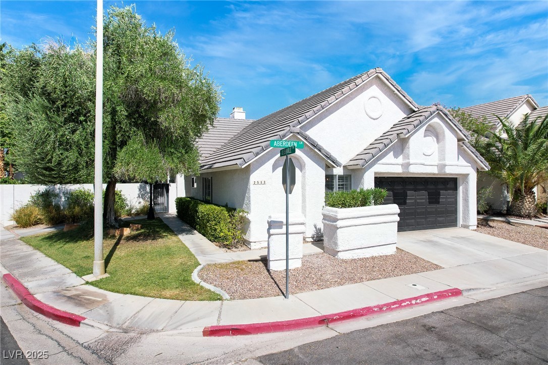 2513 Aberdeen Lane