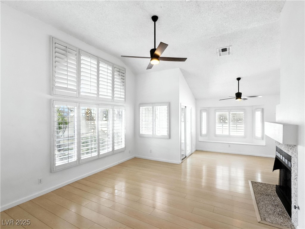 2513 Aberdeen Lane