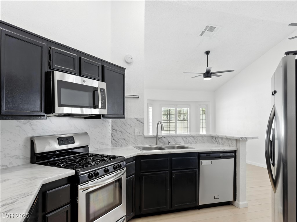 2513 Aberdeen Lane