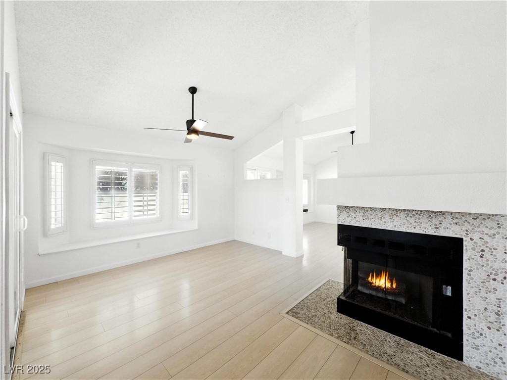 2513 Aberdeen Lane