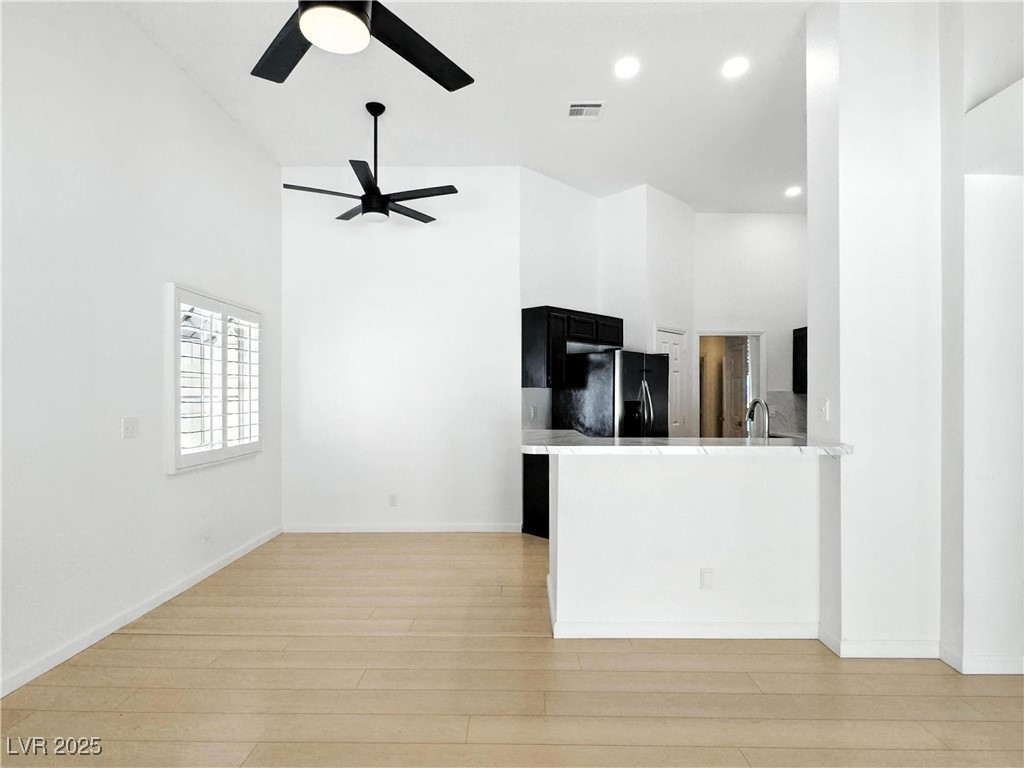 2513 Aberdeen Lane