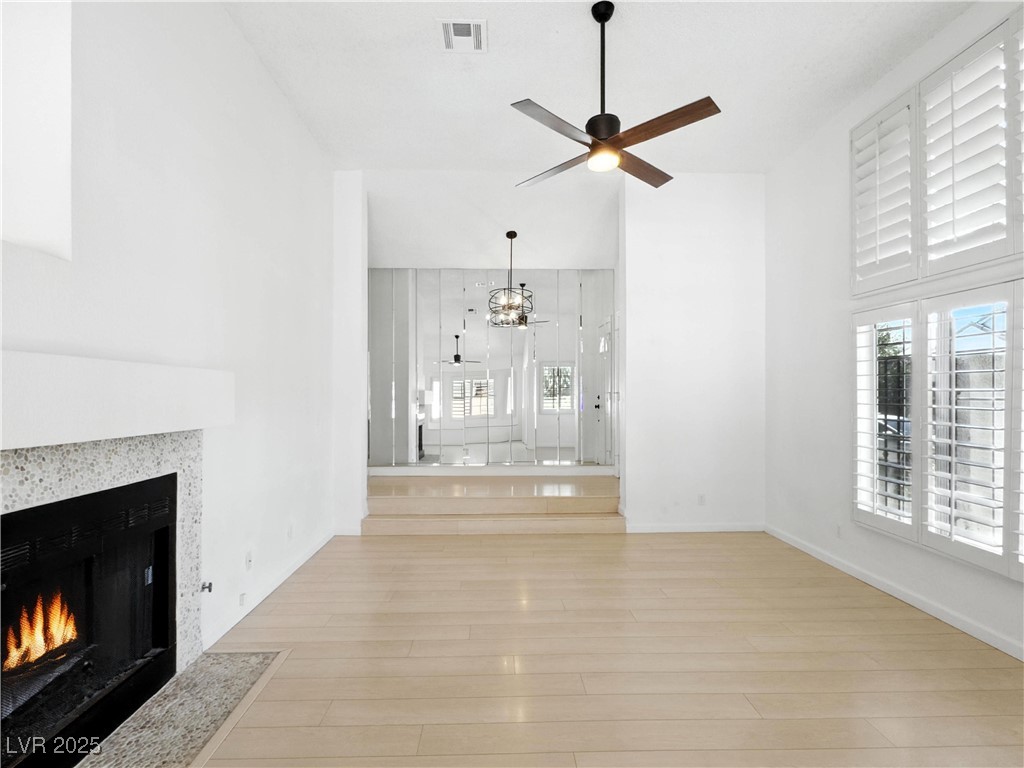 2513 Aberdeen Lane