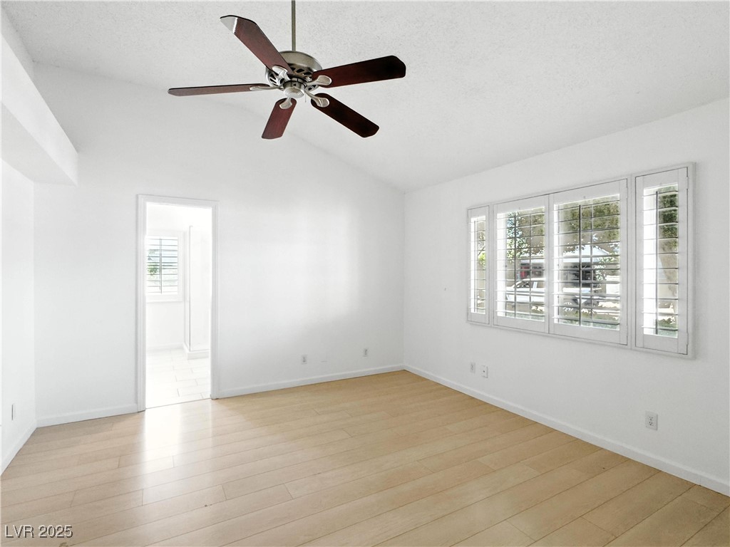 2513 Aberdeen Lane