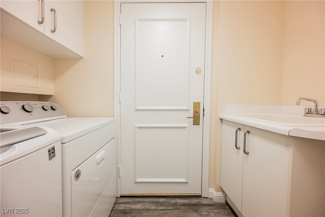 2877 Paradise Road 1604