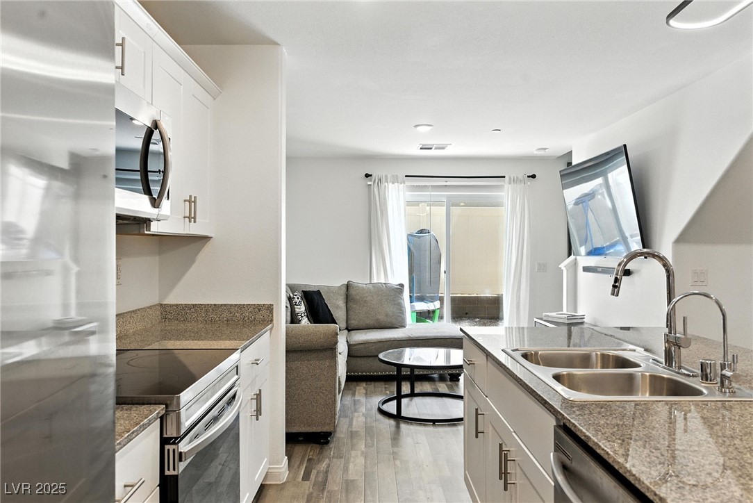 2813 Tahiti Grape Way 2