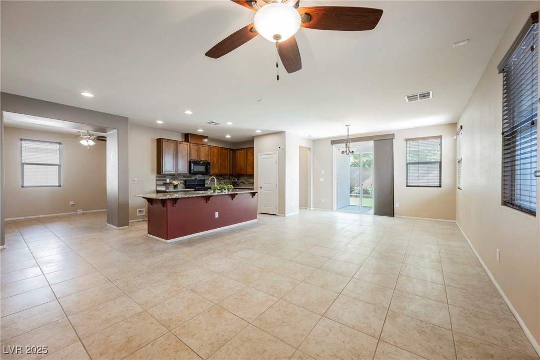 7146 Foggy Mist Avenue