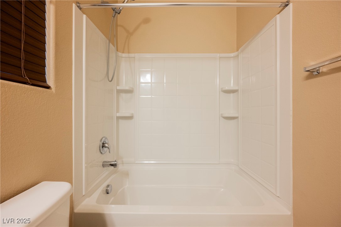 7146 Foggy Mist Avenue